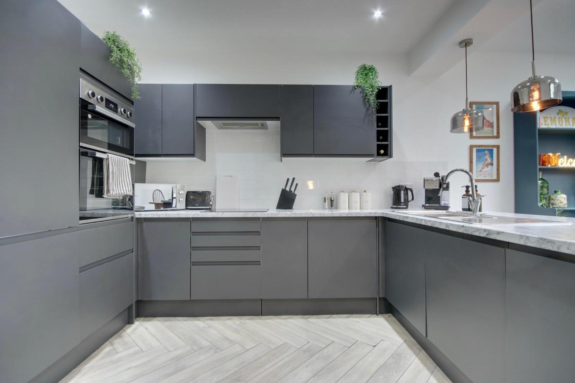 Clover Lodge Portsmouth Luxury Home With Off Road Free Parking Exteriér fotografie